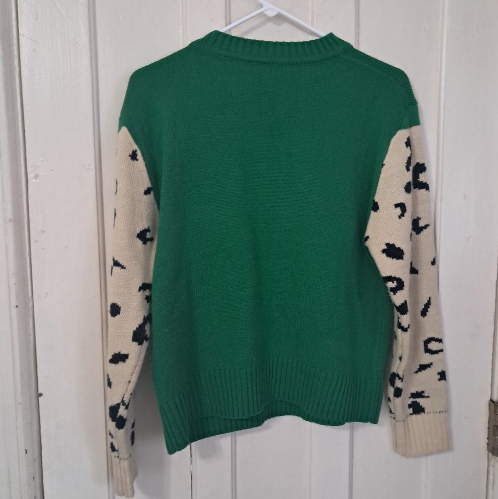 Snow Leopard Sweater - Picture 3 of 3